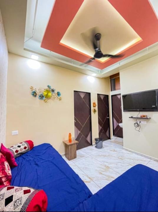 Garudeshwar Jai Swaminarayan Delux Homestay מראה חיצוני תמונה