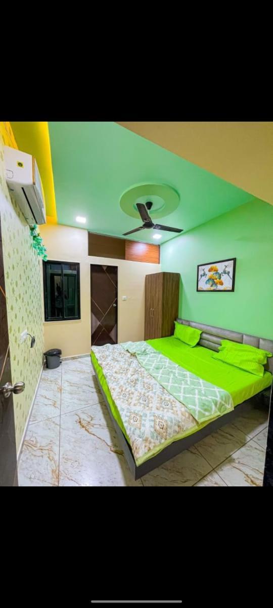 Garudeshwar Jai Swaminarayan Delux Homestay מראה חיצוני תמונה